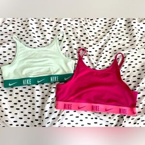 💕2. Youth NIKE sports bras 💕